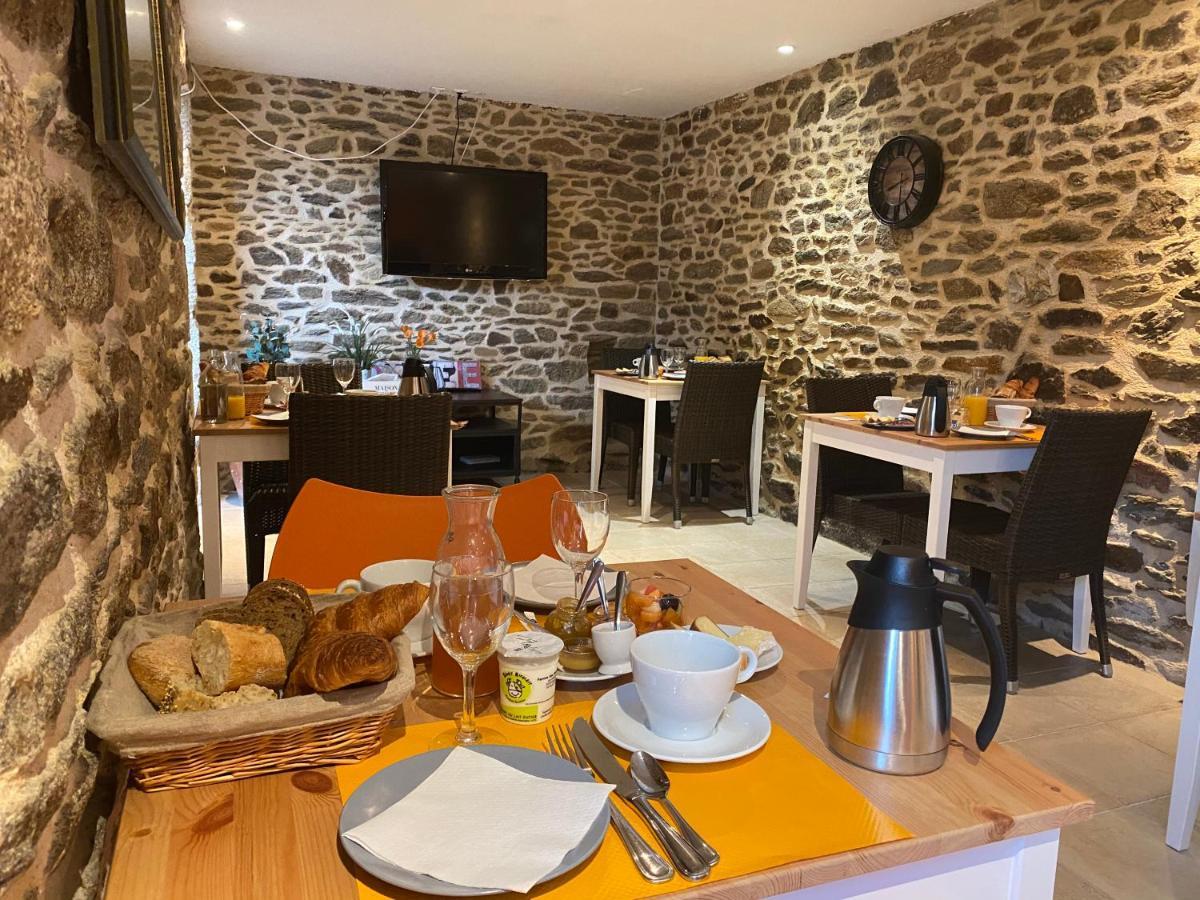 Maison D'Hotes & Gites Domaine De La Garaye ディナン エクステリア 写真