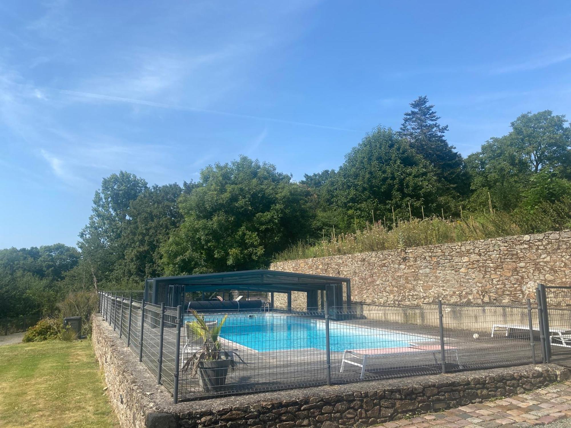 Maison D'Hotes & Gites Domaine De La Garaye ディナン エクステリア 写真