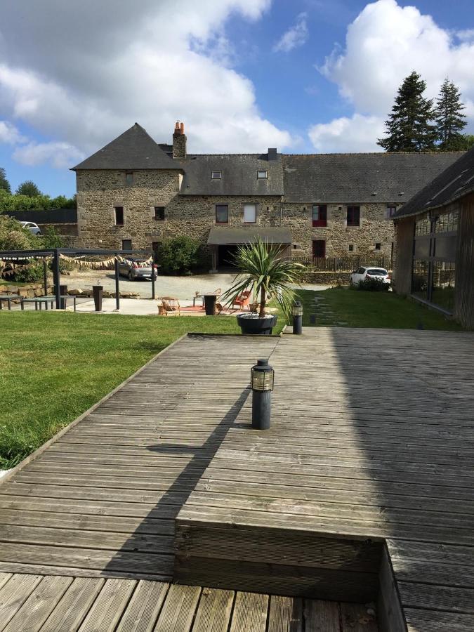Maison D'Hotes & Gites Domaine De La Garaye ディナン エクステリア 写真